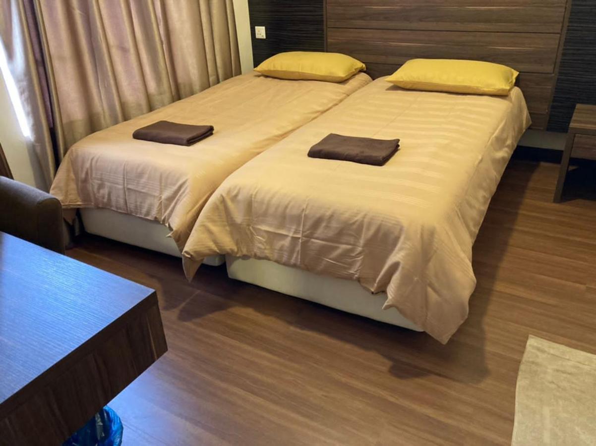 Apartments & Free Access To Waterpark At B Lagoon Melaka Екстериор снимка